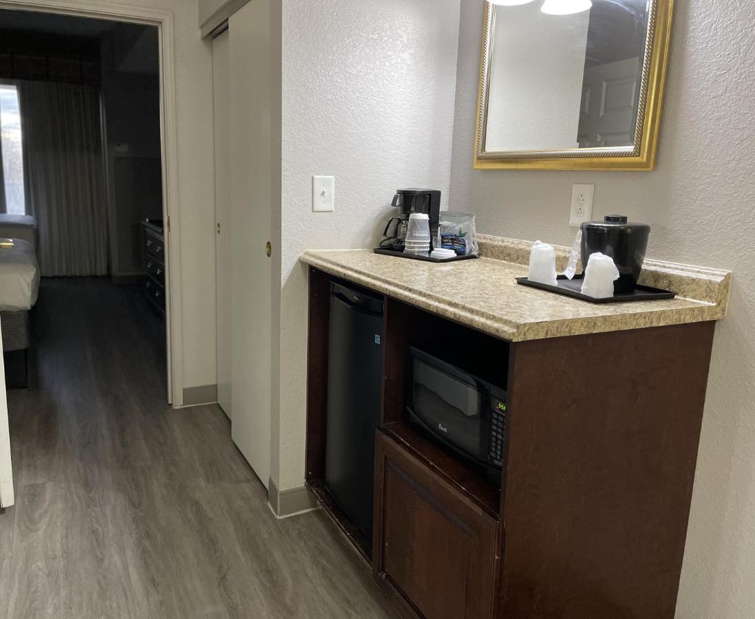 Country Inn & Suites By Radisson, Albany, Ga Bagian luar foto